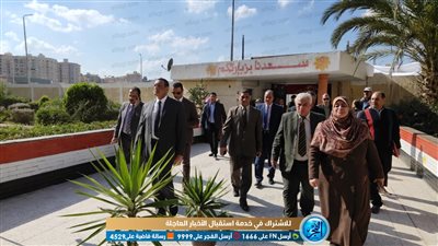 محافظ البحيرة يتفقد التجهيزات النهائية باللجان الانتخابية بدمنهور (صور)