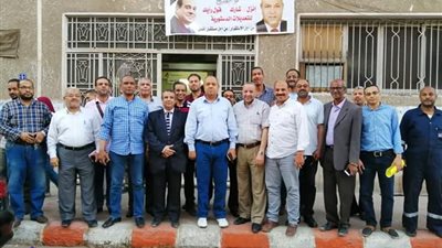  أبو وردة يستكمل جولاته بزيارة قطاعى كهرباء قنا وسوهاج لمتابعة استعدادات التعديلات الدستورية 