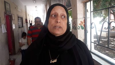 أهالي شهداء الشرطة والجيش يشاركون في الاستفتاء على التعديلات الدستورية في قنا