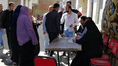 فتح اللجان الانتخابية بمدرسة السلامون الابتدائية في الشرقية (صور)