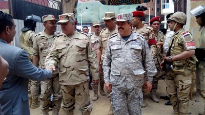 مدير إدارة المركبات بالغربية يتفقد لجان محمد فريد في طنطا (صور)