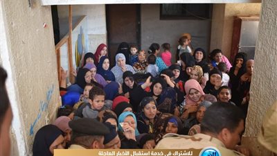 سيدات قرى المنيا تتصدر لجان استفتاء الدستور بالمنيا (صور)