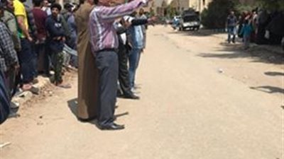 توافد المئات من أهالي الهرم للإدلاء بأصواتهم في الاستفتاء