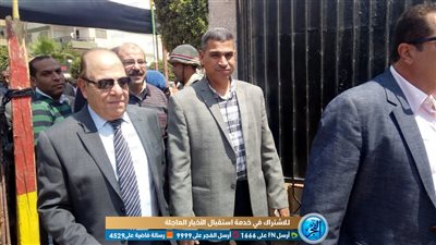 رئيس مدينة العاشر من رمضان يُدلي بصوته في الاستفتاء على التعديلات الدستورية (صور)