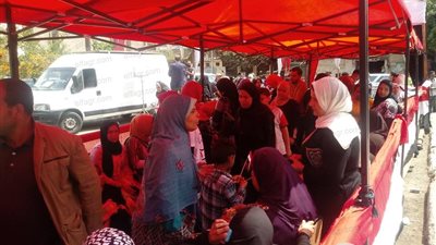 إقبال كثيف للاستفتاء على التعديلات الدستورية بشبرا مصر