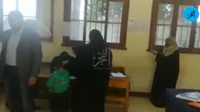 بالزغاريد.. ناخبات تدلين بأصواتهن في استفتاء التعديلات الدستورية (فيديو)