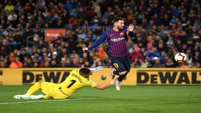 برشلونة يعزز صدارته للدوري الاسباني بثنائية في شباك ريال سوسيداد