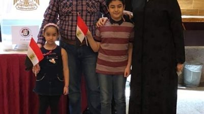 أبناء الجاليات المصرية يتحدون الصعاب.. ملخص ماراثون الاستفتاء على الدستور بالخارج