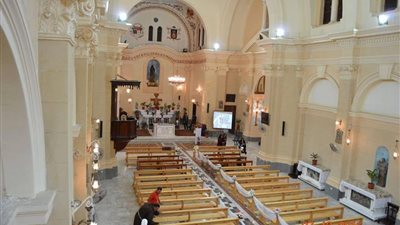 باريس: مصلو نوتردام 