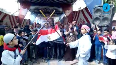 الرقص على المزمار يشعل لجان الاستفتاء على الدستور بالدقهلية (فيديو)