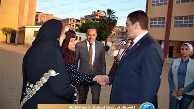 سيدة لمحافظ القليوبية: عايزين السيسي 100 سنة قدام (فيديو)