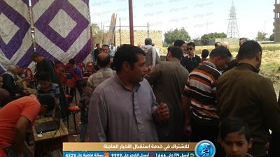 في ثاني أيام الاستفتاء.. احتفالات وهتافات وزغاريد وأعلام مصر امام لجان الأقتراع بالفيوم (فيديو وصور)