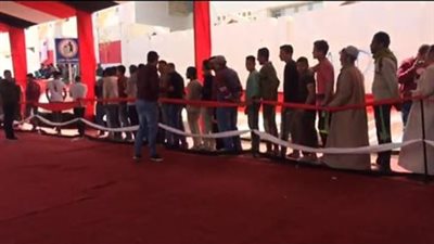 طوابير أمام محطة مصر للمشاركة في الاستفتاء على التعديلات الدستورية