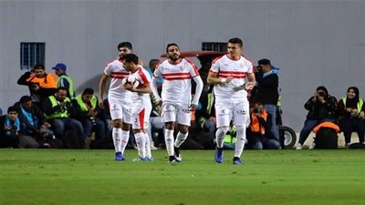 جروس يستبعد 8 لاعبين من قائمة الزمالك أمام بيراميدز