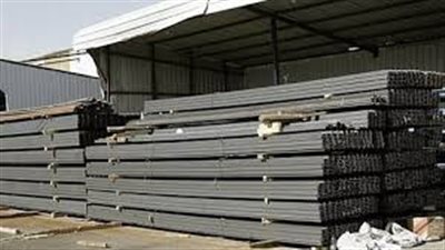  تجار الحديد: رفع الأسعار أمر مستبعد وأوقفنا الإنتاج لانتهاء مخزون البيليت
