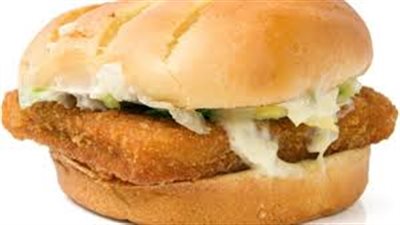 وصفة مختلفة وجديدة.. إزاي تعملي من السمك برجر في شم النسيم 2019