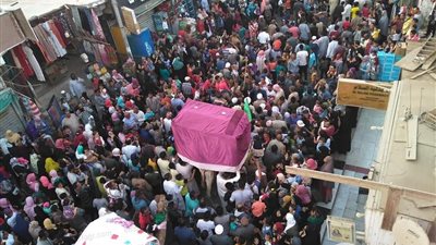 احتفالات أهالي القصير بـ