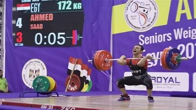 البطل المصري أحمد سعد يكسر الرقم الإفريقي ويفوز بـ 3 ذهبيات في رفع الأثقال
