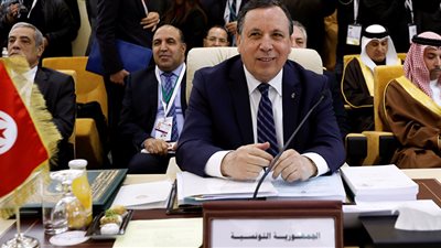 تونس والجزائر توجهان دعوة عاجلة إلى مصر