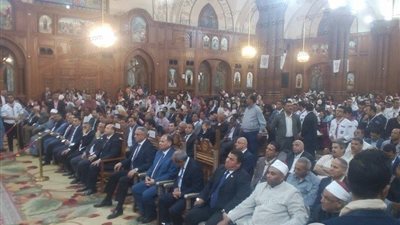 محافظ الفيوم ومدير الأمن يزوران الكنائس لتقديم التهنئة للأقباط بمناسبة عيد القيامة المجيد (فيديو وصور)