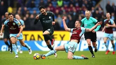 تشكيل هجومي لمانشستر سيتي أمام بيرنلي.. ليفربول يترقب