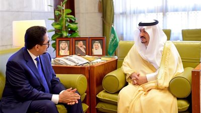 أمير الرياض يستقبل سفير موريتانيا لدى المملكة