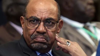 مسؤول سودانى: صحة البشير مستقرة