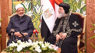 عالم أزهري: زيارة الإمام الأكبر للكاتدرائية رسالة للعالم أجمع