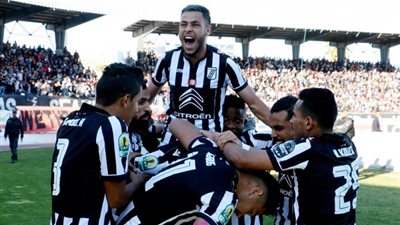 الصفاقسي يضع قدمًا بنهائي الكونفيدرالية بثنائية في شباك نهضة بركان