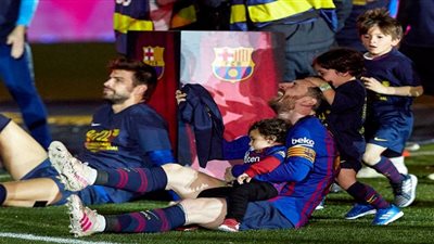 ميسي يتوج بجائزة القديس سانت جوردي لجهوده في المقاطعة