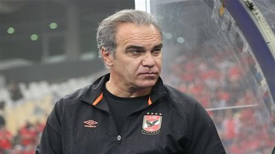 مارتن لاسارتي يستقر على تشكيل الأهلي أمام طلائع الجيش.. ومفاجأة وحيدة