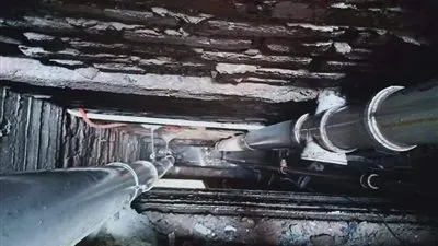 حريق بالمبنى الرئيسي في مستشفى أسيوط الجامعي (صور)