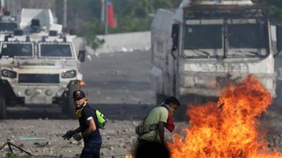 أزمة فنزويلا.. تحرك جديد من المعارضة لإسقاط مادورو