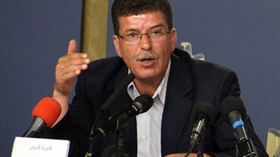 نادي الأسير الفلسطيني يرفض المساس بحقوق عائلات الأسرى والشهداء