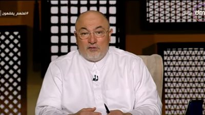 خالد الجندي: هناك أبناء لا يعرفون قراءة القرآن باللغة العربية