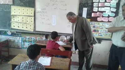 مدير تعليم الإسماعيلية يتفقد لجان امتحانات النقل (صور)