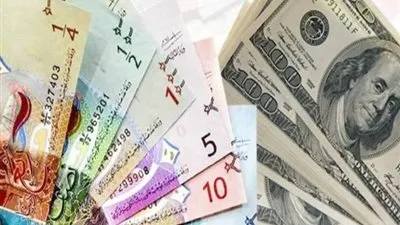 سعر الدينار الكويتى أمام الدولار خلال ثانى أيام رمضان 7-5-2019