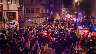 احتجاجات في إسطنبول بسبب ديكتاتورية حكومة أردوغان بعد إلغاء نتائج البلديات 