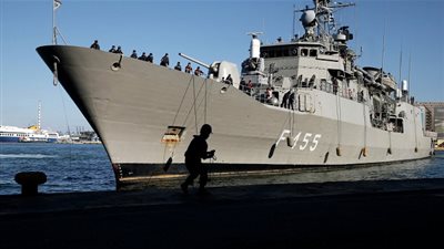 عاجل.. أمريكا ترسل إلى فنزويلا سفينة مزودة بمستشفى عسكري 