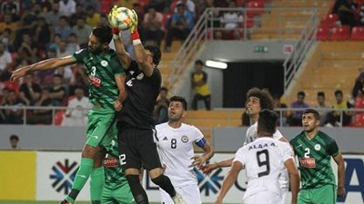 حارس إيراني يستفز العراقيين