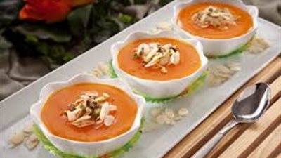 طريقة عمل مهلبية قمر الدين بالمكسرات (فيديو)