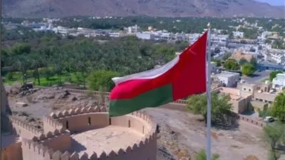 سلطنة عمان تقرر إعادة فتح سفارتها في العراق