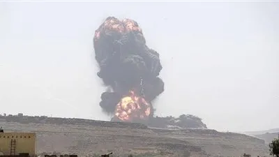 التحالف العربي يقصف مواقع الحوثيين في حجة بغارات مكثفة