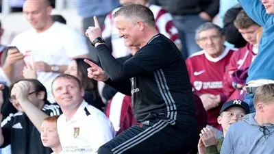 كريس وايلدر أفضل من جوارديولا وكلوب