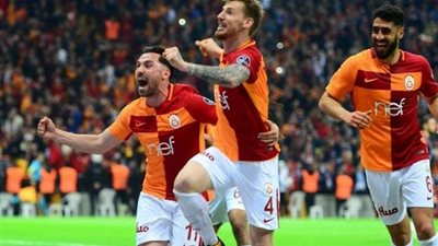  جالطة سراي يفوز على آكهيسار سبور 3-1 ويتوج بلقب كأس تركيا