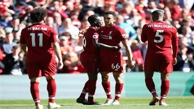 نجم ليفربول يعلق على إصابته ويكشف موقفه من نهائي دوري أبطال أوروبا
