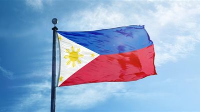 الفلبين تستدعي سفيرها لدى كندا بسبب النفايات