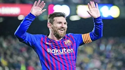 ميسي يقترب من معادلة رقم سارا