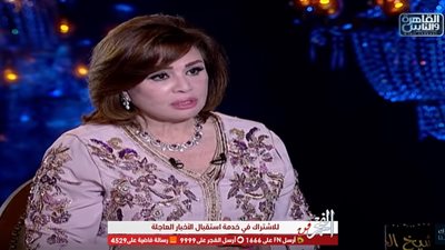 إلهام شاهين: 