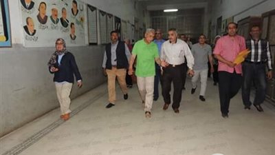 10 صور ترصد تفاصيل جولة وكيل التعليم بالمنوفية لمتابعة امتحانات 
